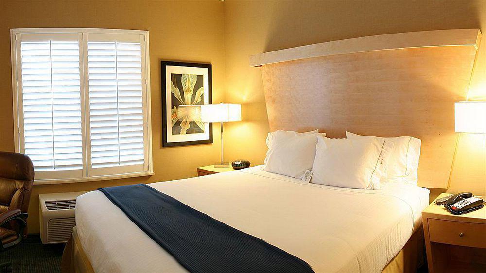 Holiday Inn Express Hotel & Suites Modesto-Salida By Ihg Esterno foto