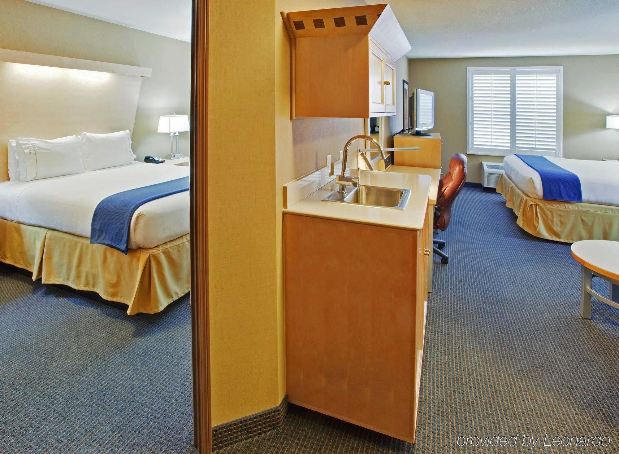 Holiday Inn Express Hotel & Suites Modesto-Salida By Ihg Esterno foto
